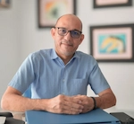 Javier Hernández, asesor de tesis